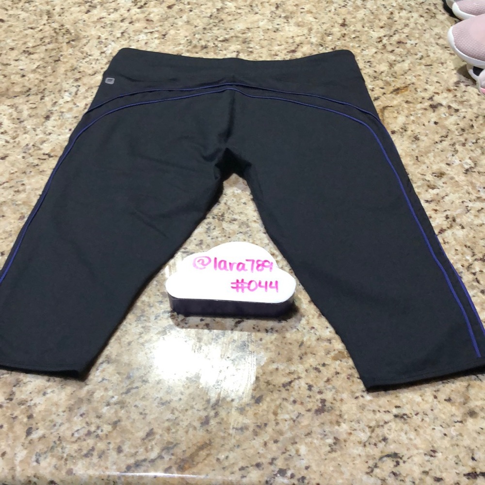 Fabletics Capri - Picture 9 of 13